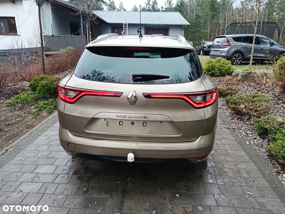 Renault Megane TCe 115 GPF ZEN - 14