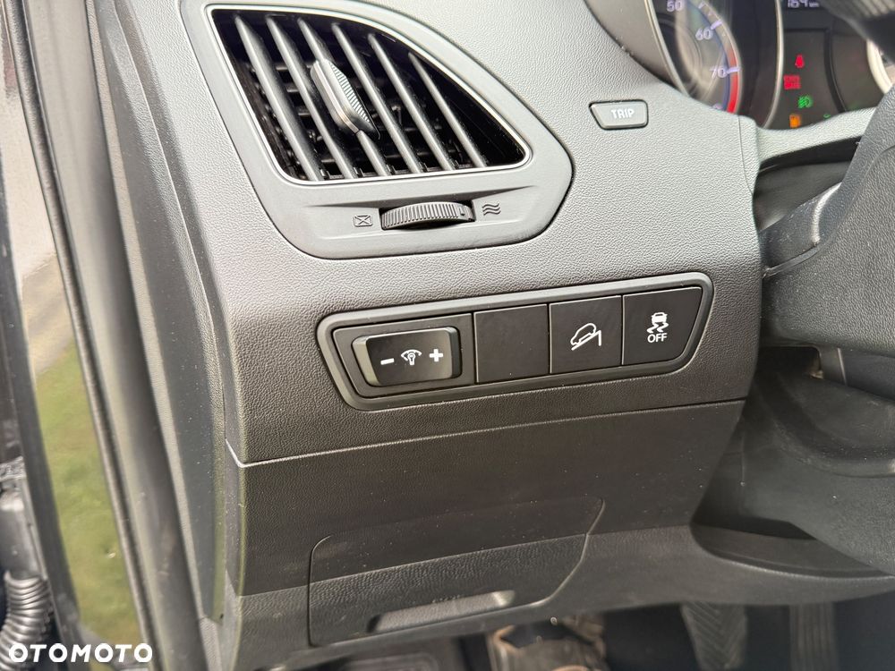 Hyundai ix35 2.0 2WD Style - 21