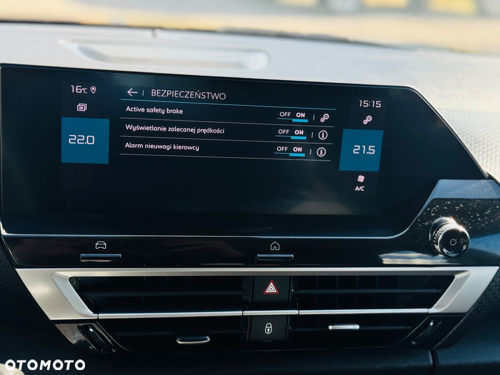 Citroën C4 BlueHDi 130 Stop&Start EAT8 SHINE - 18