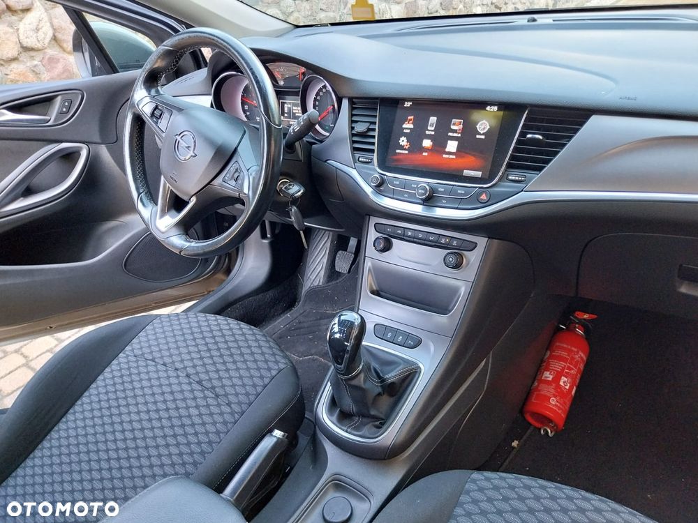 Opel Astra - 19