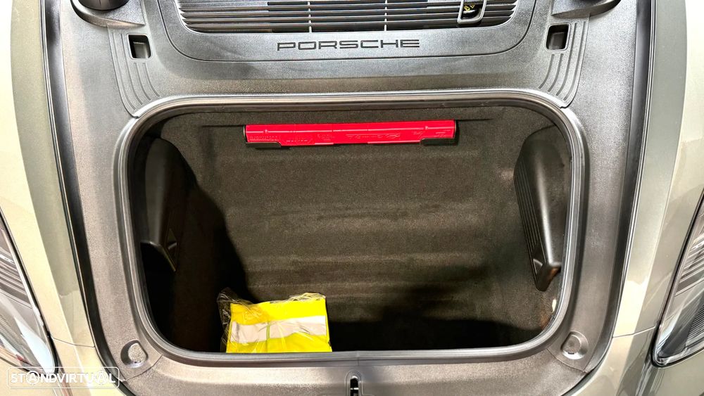 Porsche 718 Cayman 2.0 PDK - 37