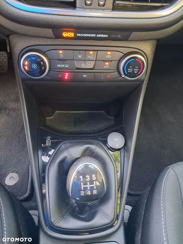 Ford Fiesta - 16