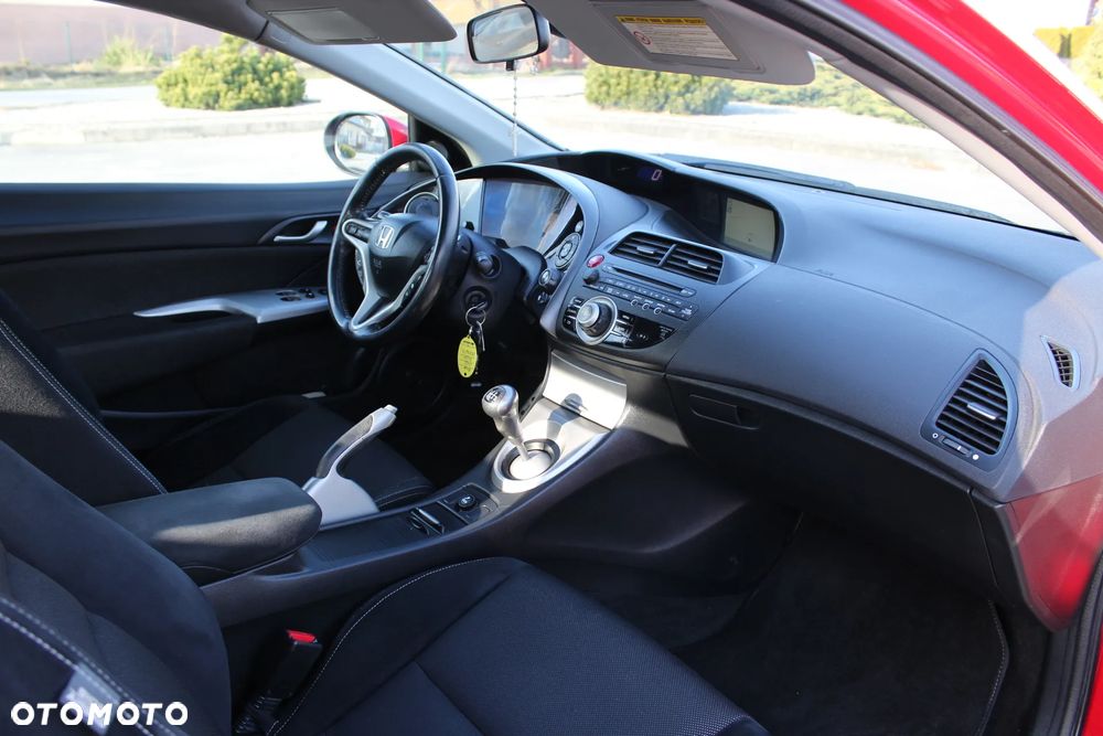 Honda Civic 1.8 TypeS + NAVI - 18