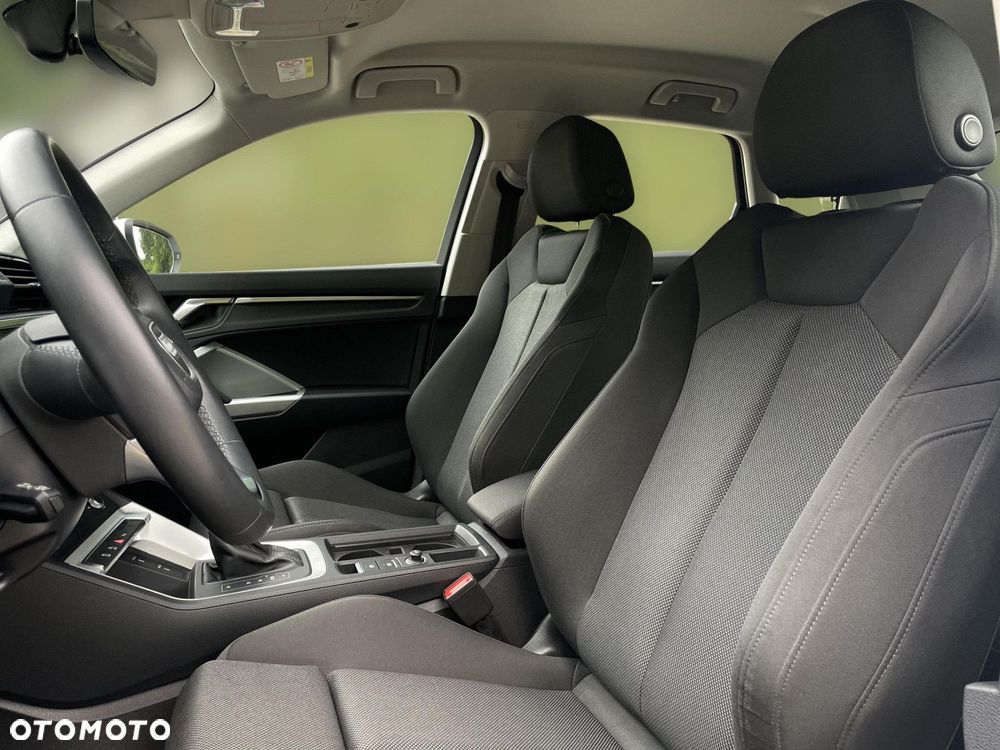 Audi Q3 35 TFSI S tronic - 14