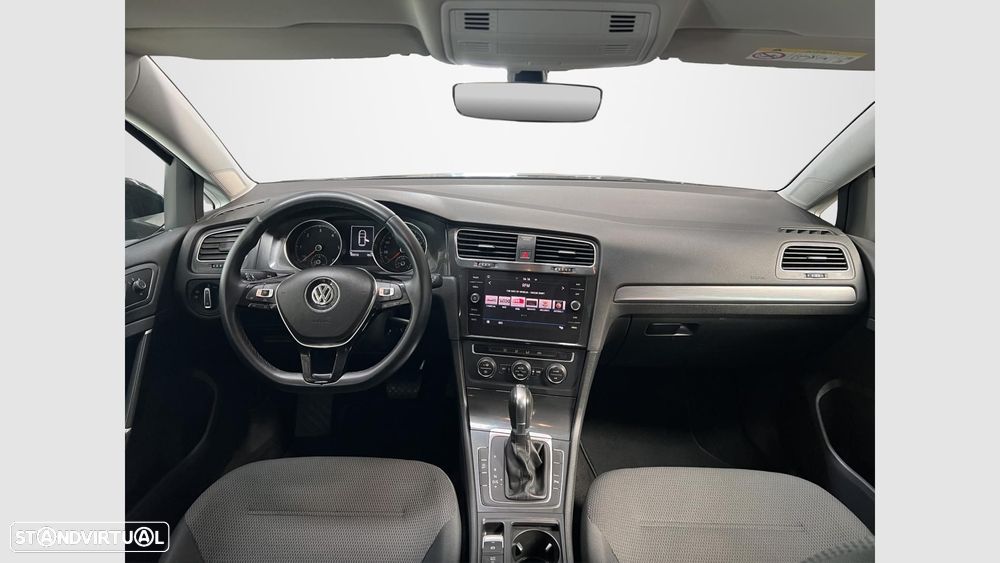 VW Golf 1.6 TDI Confortline DSG - 14