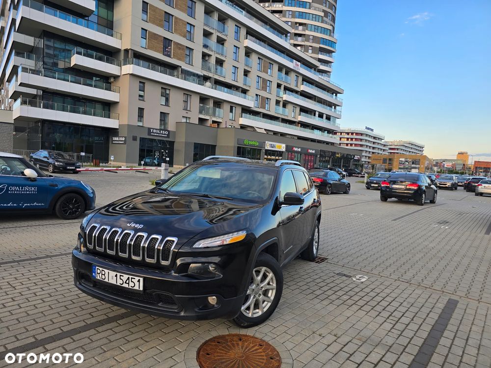 Jeep Cherokee - 16