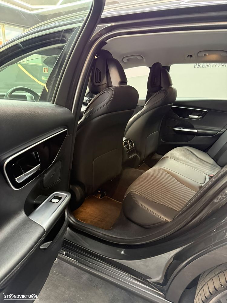 Mercedes-Benz C 300 e Avantgarde - 22