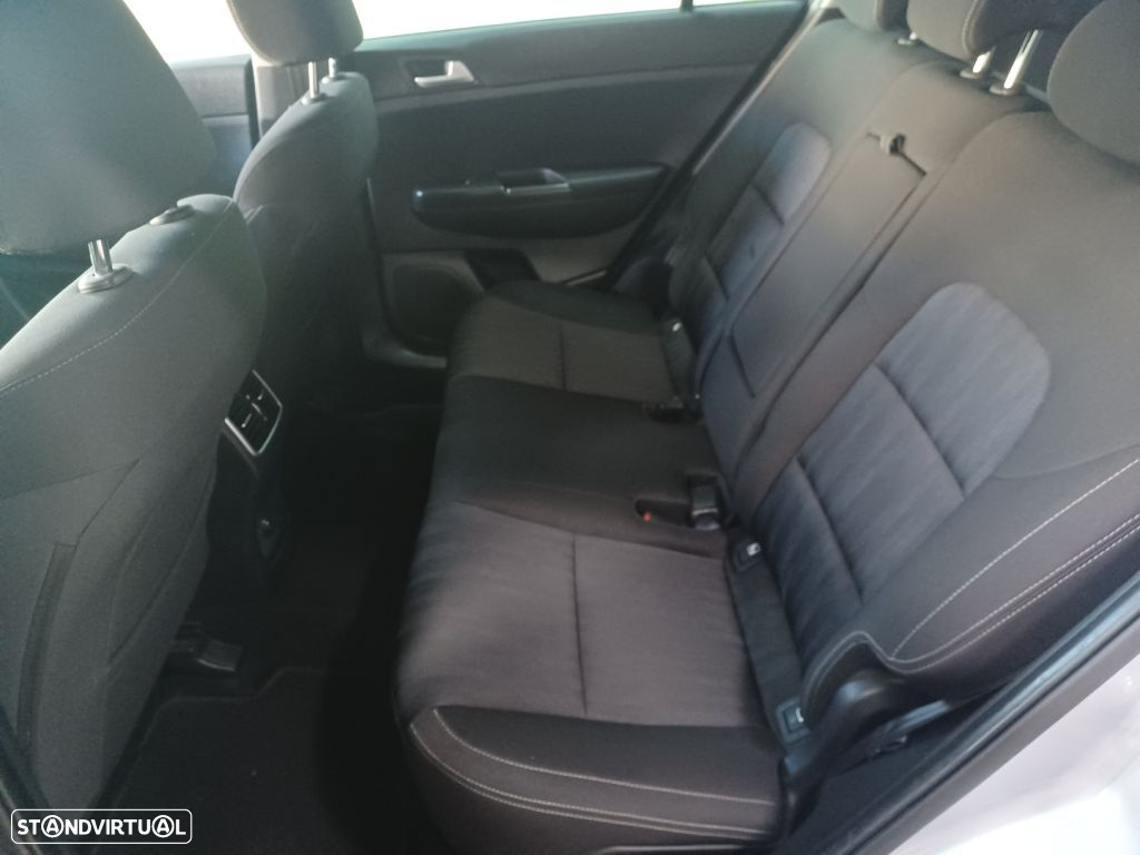 Kia Sportage 1.6 GDI ISG SX - 26