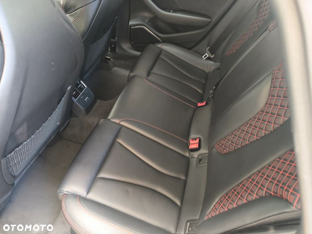 Audi RS3 Limousine 2.5 TFSI Quattro S tronic - 35