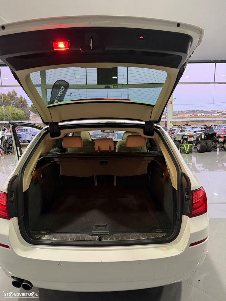 BMW 520 d Aut. Luxury Line - 12