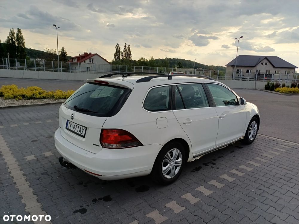 Volkswagen Golf - 5