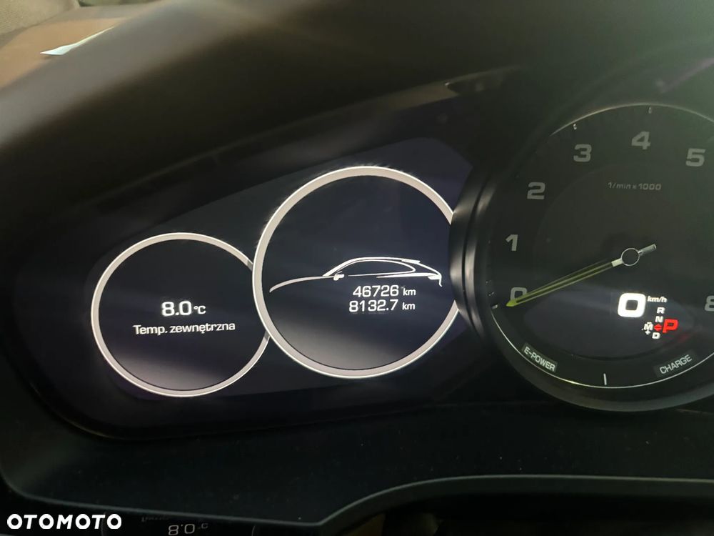 Porsche Cayenne E-Hybrid - 8