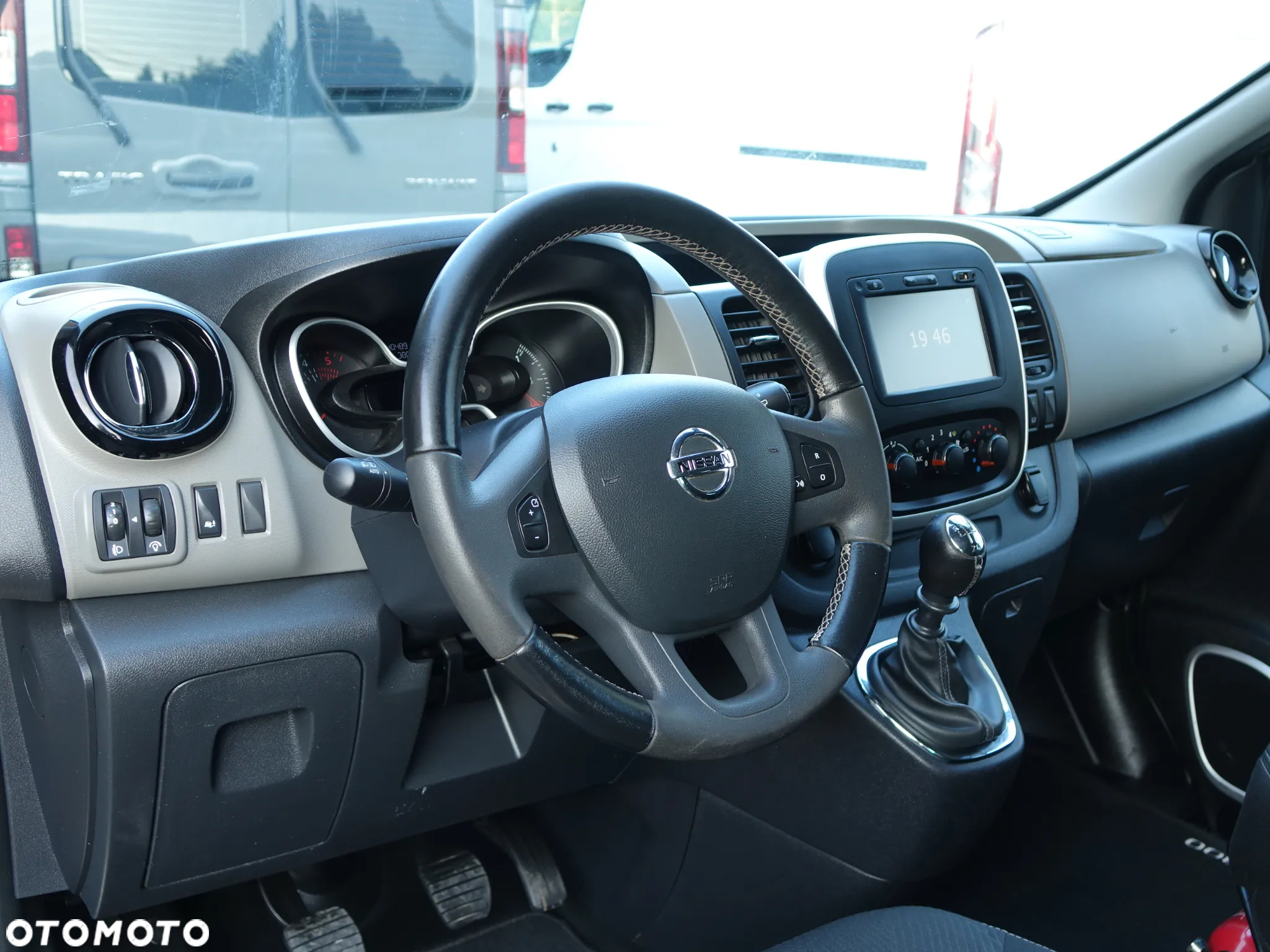 Renault Trafic - 10
