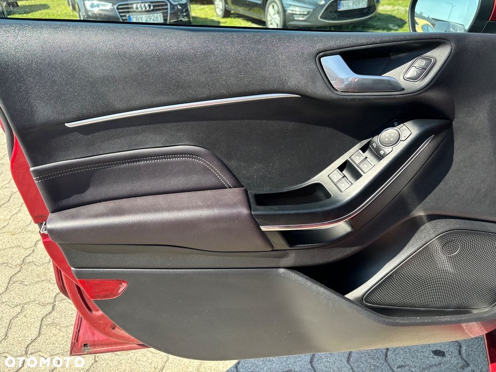Ford Fiesta 1.0 EcoBoost S&S VIGNALE - 27