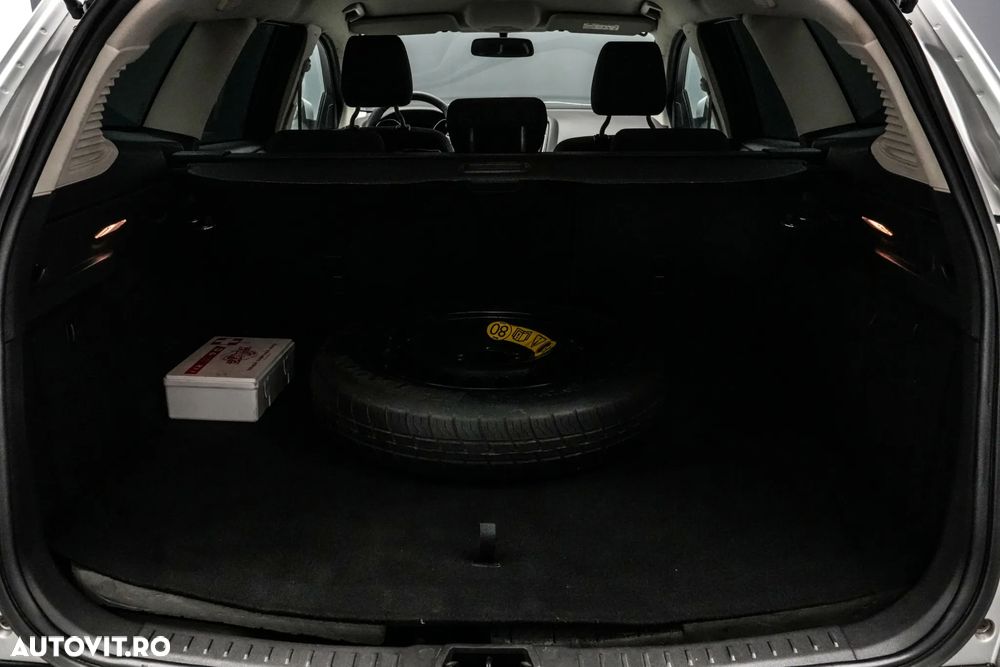 Ford Focus 1.6 TI-VCT Powershift Titanium - 21