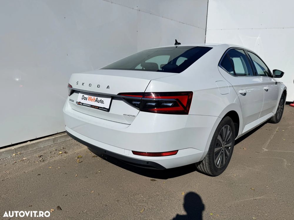 Skoda Superb 2.0 TDI DSG Style - 5