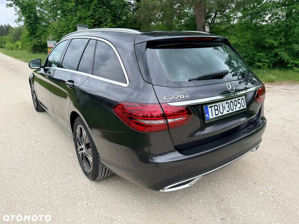 Mercedes-Benz Klasa C 220 d 4Matic 9G-TRONIC Avantgarde - 33