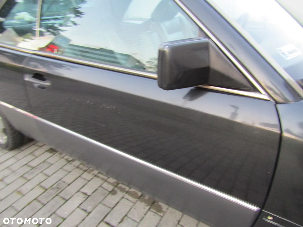 Mercedes-Benz W124 (1984-1993) - 18