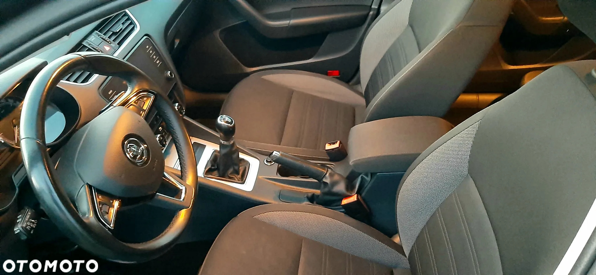 Skoda Octavia 1.6 TDI SCR Ambition - 24