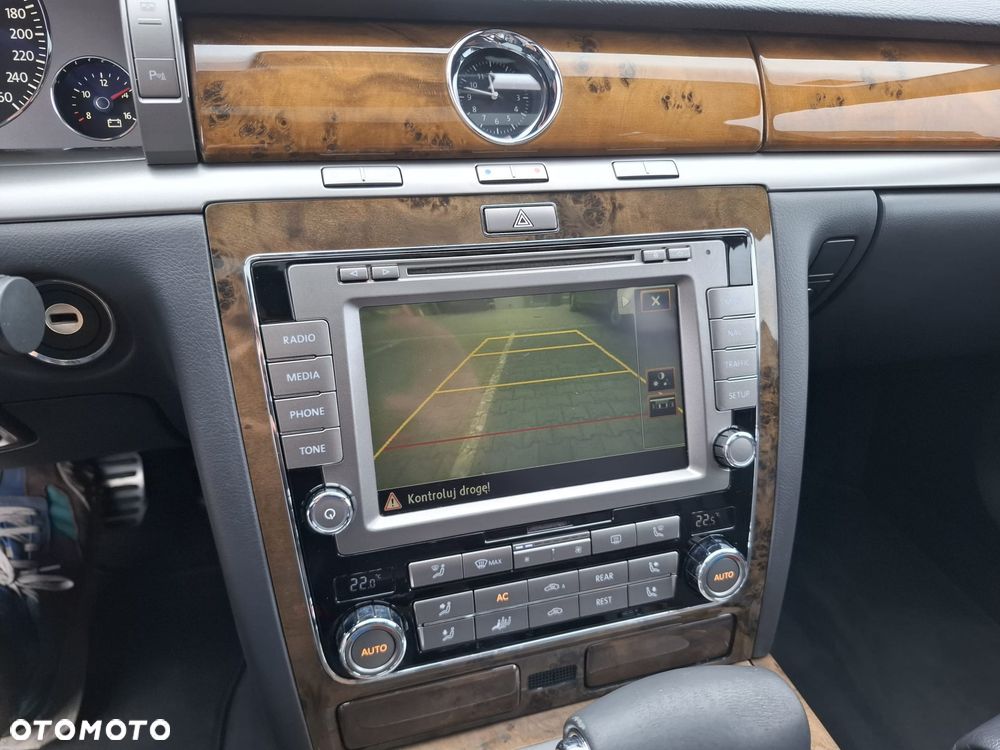 Volkswagen Phaeton 3.0 V6 TDI DPF 4MOTION Automatik (4 Sitzer) - 35