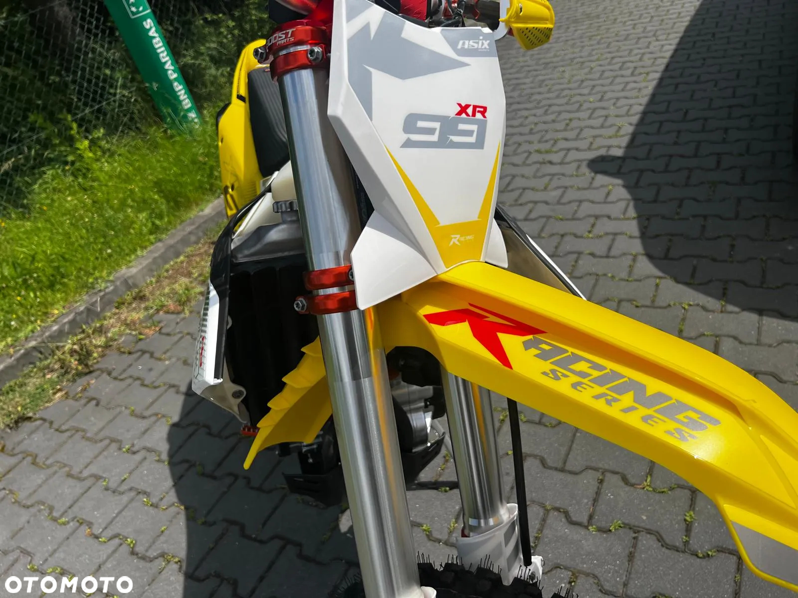 ASIX XR - 18