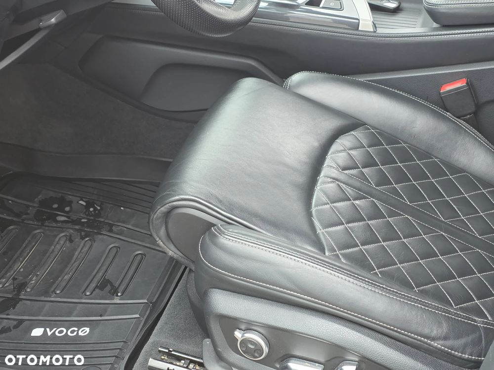 Audi Q7 - 13