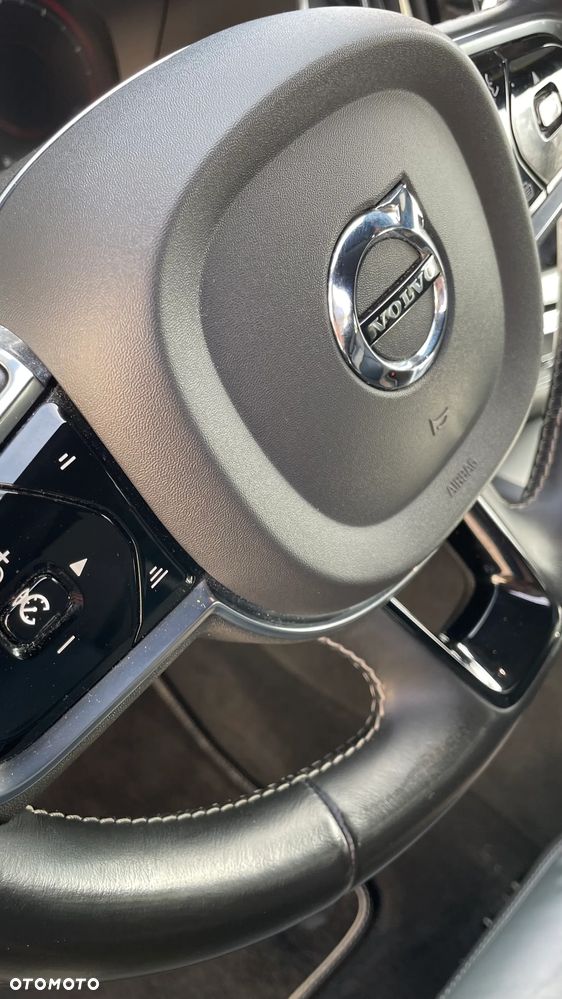 Volvo V60 B3 B R-Design - 17