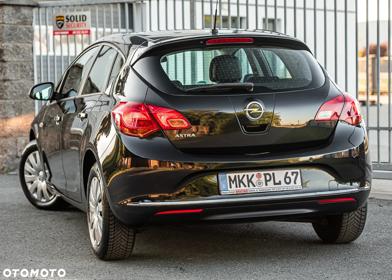 Opel Astra 1.4 Turbo Exklusiv - 8