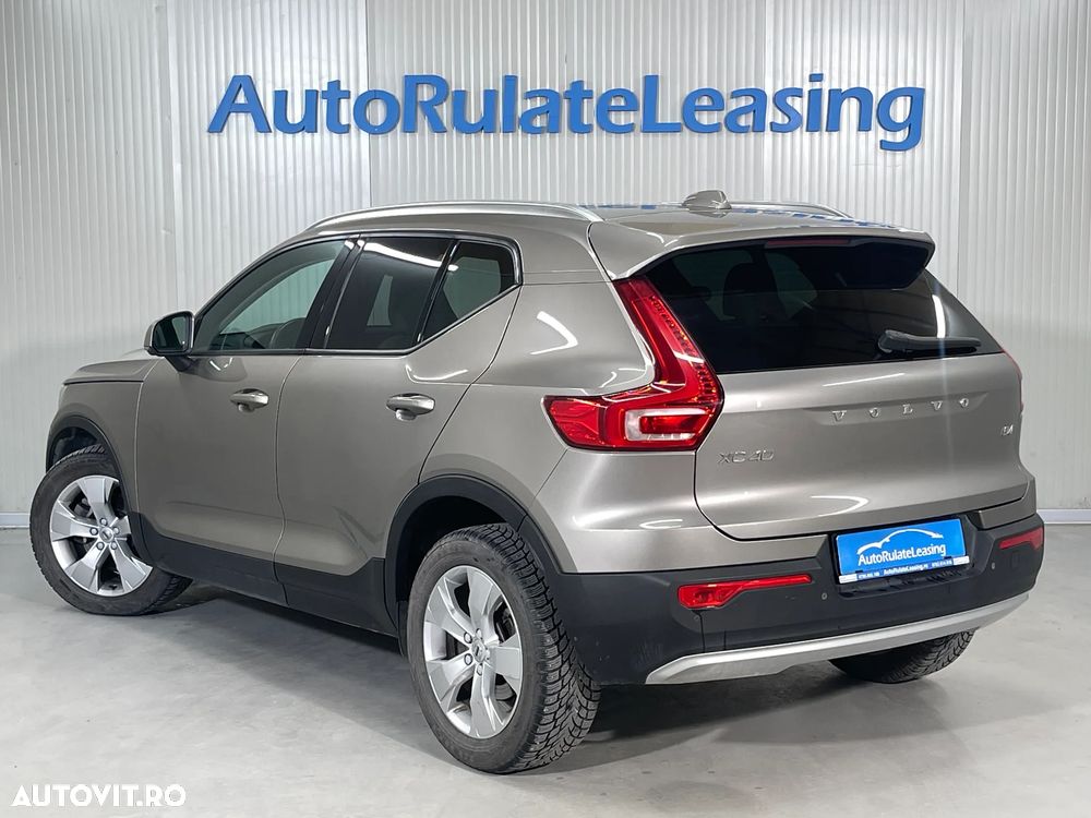 Volvo XC 40 B4 AT8 AWD Mild Hybrid Momentum Pro - 5