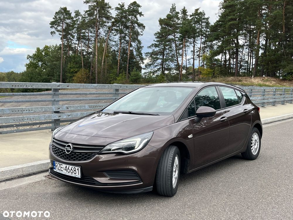 Opel Astra V 1.0 T Essentia S&S - 4