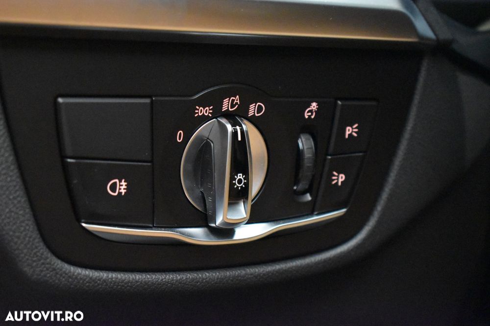 BMW X3 xDrive30e AT PHEV - 28