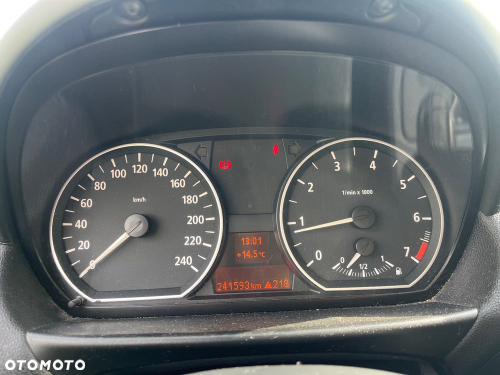 BMW Seria 1 116i - 15