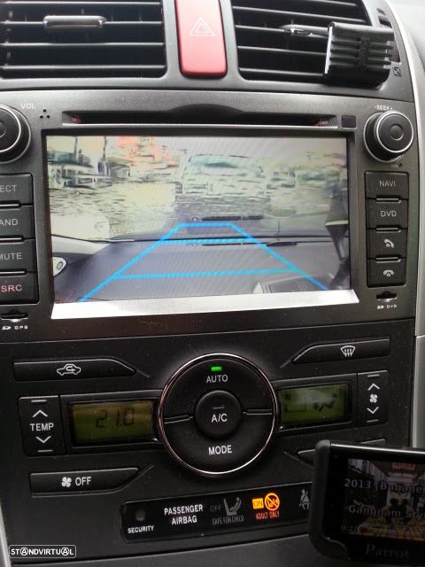 Toyota Auris 1.8 HSD P.Te.+17+E.Al.+Navi - 2