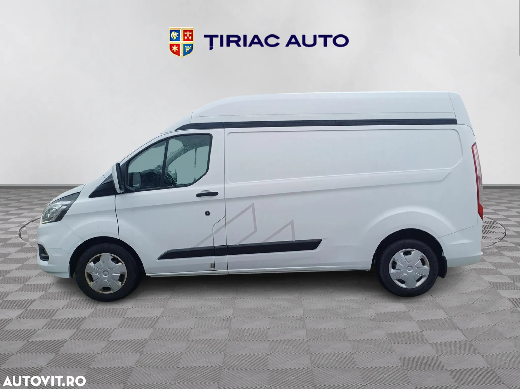 Ford TRANSIT CUSTOM - 2