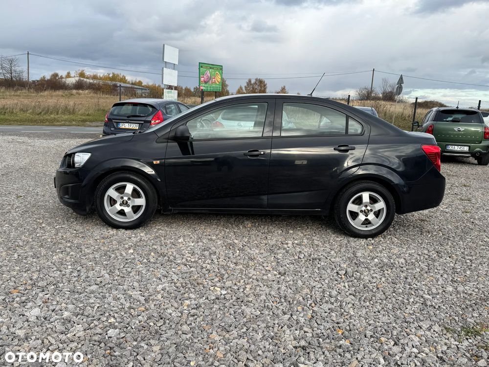 Chevrolet Aveo - 7