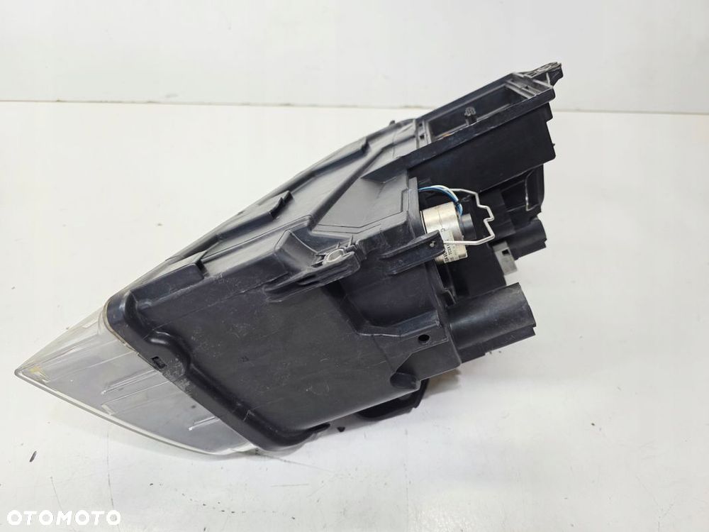 REFLEKTOR LAMPA LEWY PRZÓD XENON AUDI A4 B6 8E0941003S EU 65/25 - 7