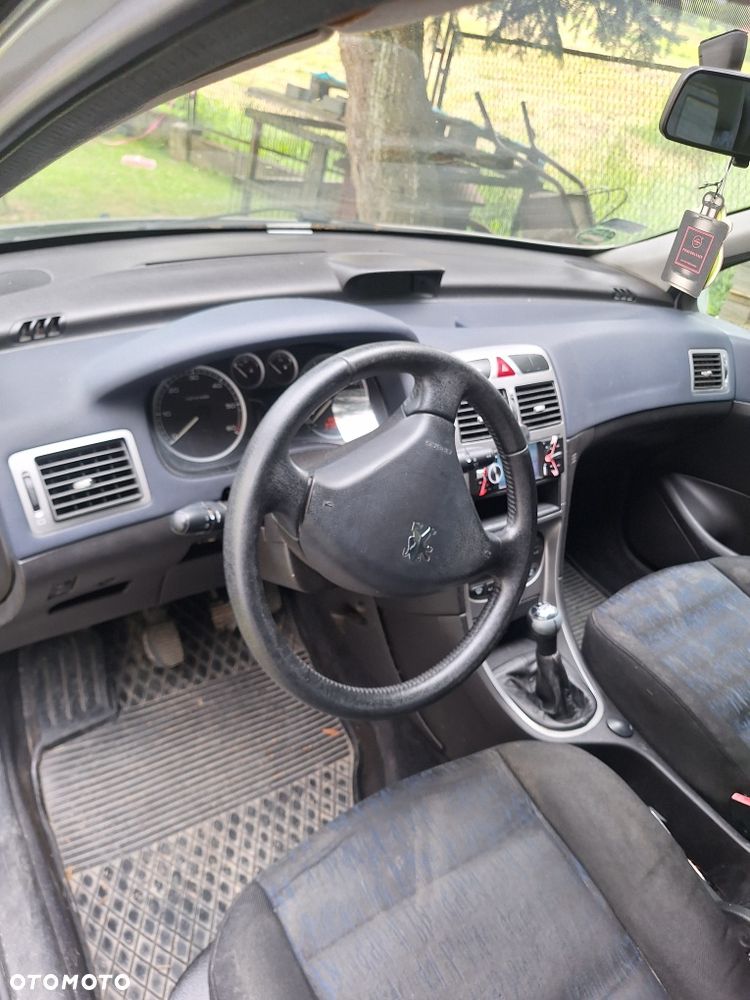 Peugeot 307 - 3