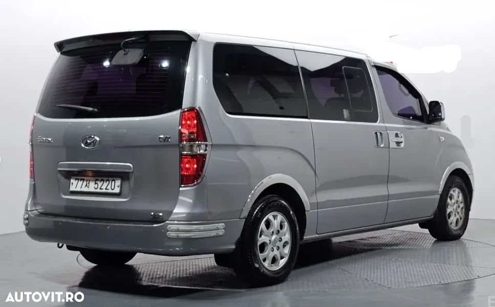 Hyundai H-1 Starex - 2