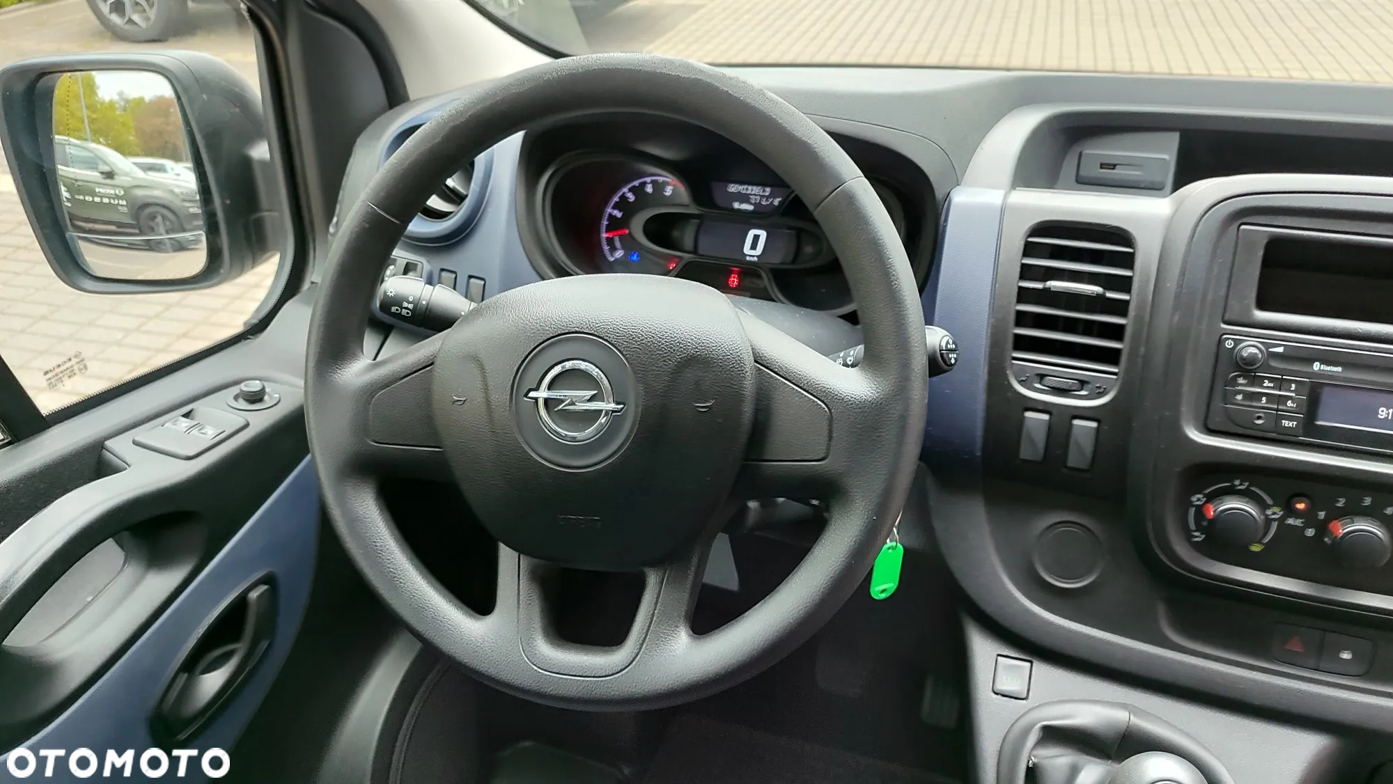 Opel Vivaro B - 17