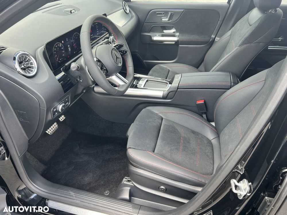 Mercedes-Benz GLA 220 4MATIC MHEV - 10