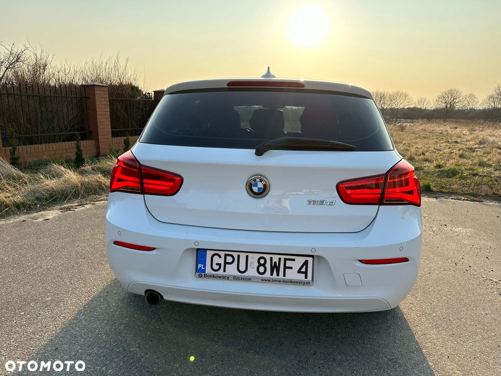 BMW Seria 1 118d - 4