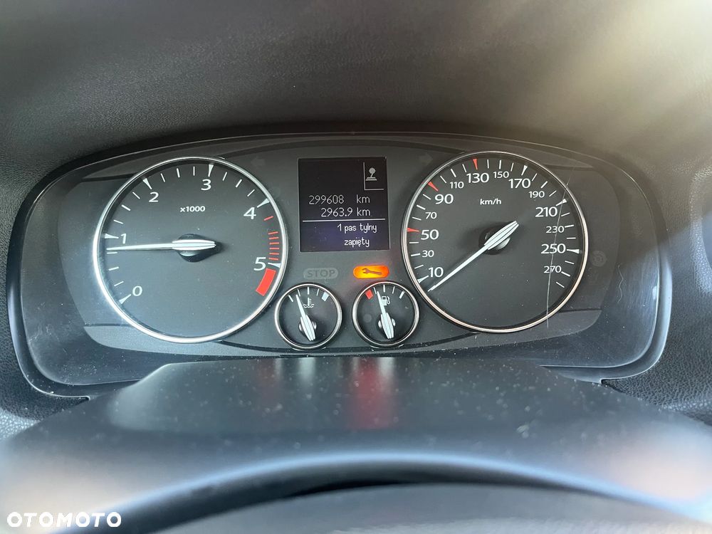 Renault Laguna 2.0 DCi Dynamique - 9