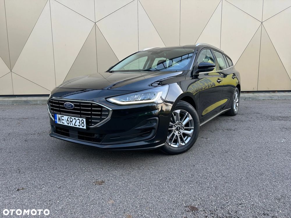 Ford Focus 1.0 EcoBoost Titanium Design - 4