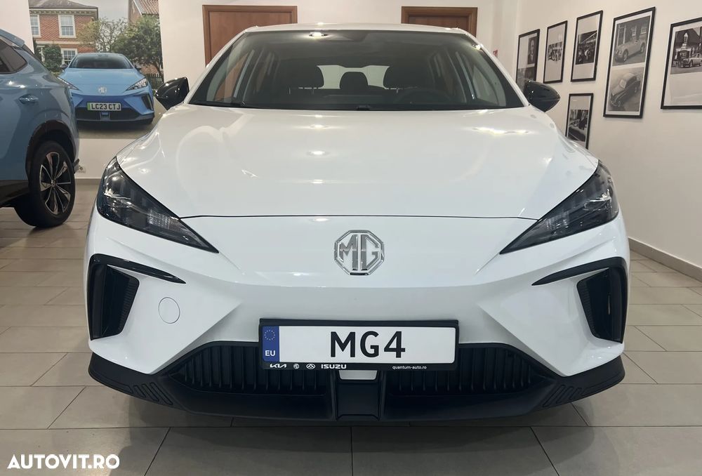 MG MG4 EV 49 kWh Explore - 1