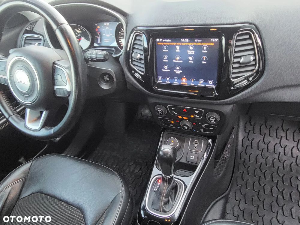 Jeep Compass 1.4 TMair Limited 4WD S&S - 9