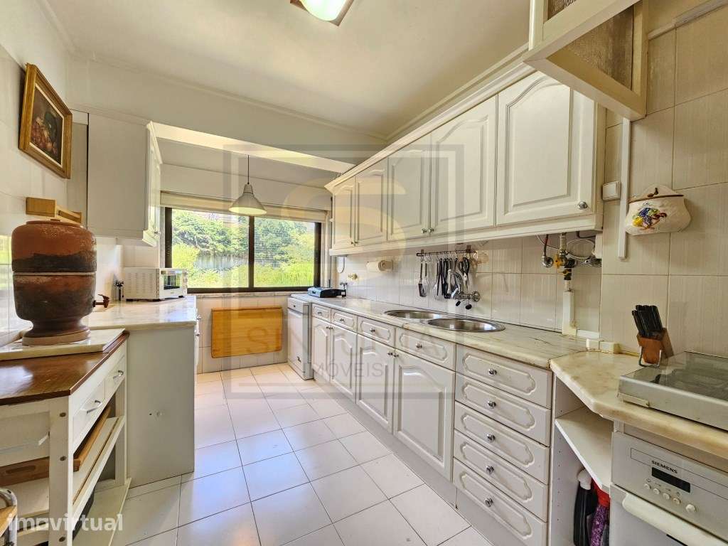 Excelente Apartamento T2 em Carnaxide com lugar de estacionamento- ... - Grande imagem: 2/25