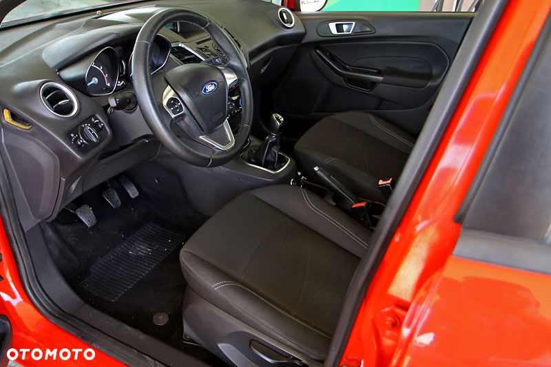 Ford Fiesta 1.4 Champions Edition - 7