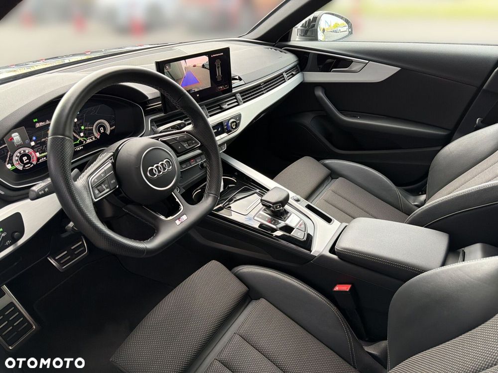 Audi A4 Avant 35 TFSI mHEV S Line S tronic - 11