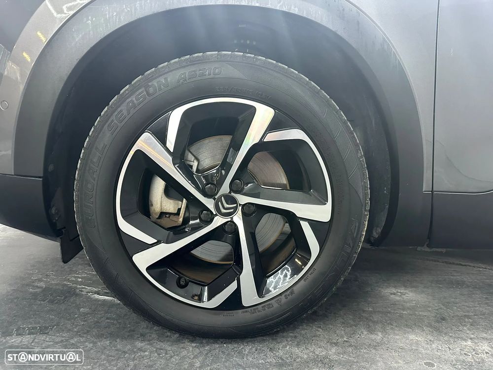 Citroën C5 Aircross 225 e-EAT8 SHINE - 19