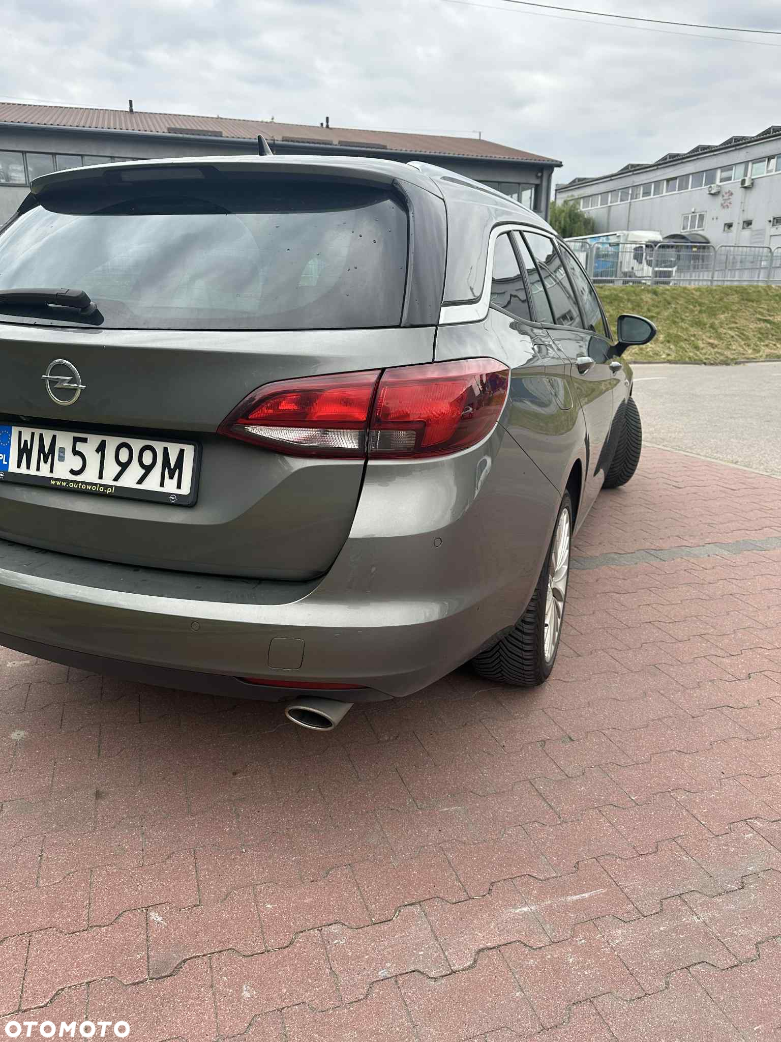 Opel Astra V 1.6 T Elite S&S - 9